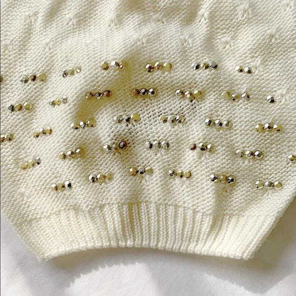 NICE LIGHWEIGHT CREAM BEENIE HAT - Picture 4 of 4